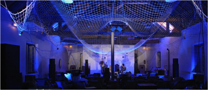 Brane Night Shift #1 (Juillet 2010), Festival Nuit Bleue 2010, Saline Royale d'Arc-et-Senans, Doubs.